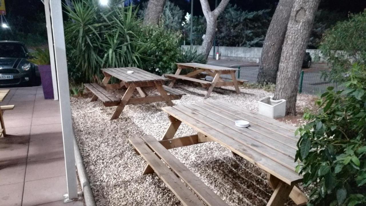 Hotel Parc Azur - Toulon Ollioules Eksteriør billede